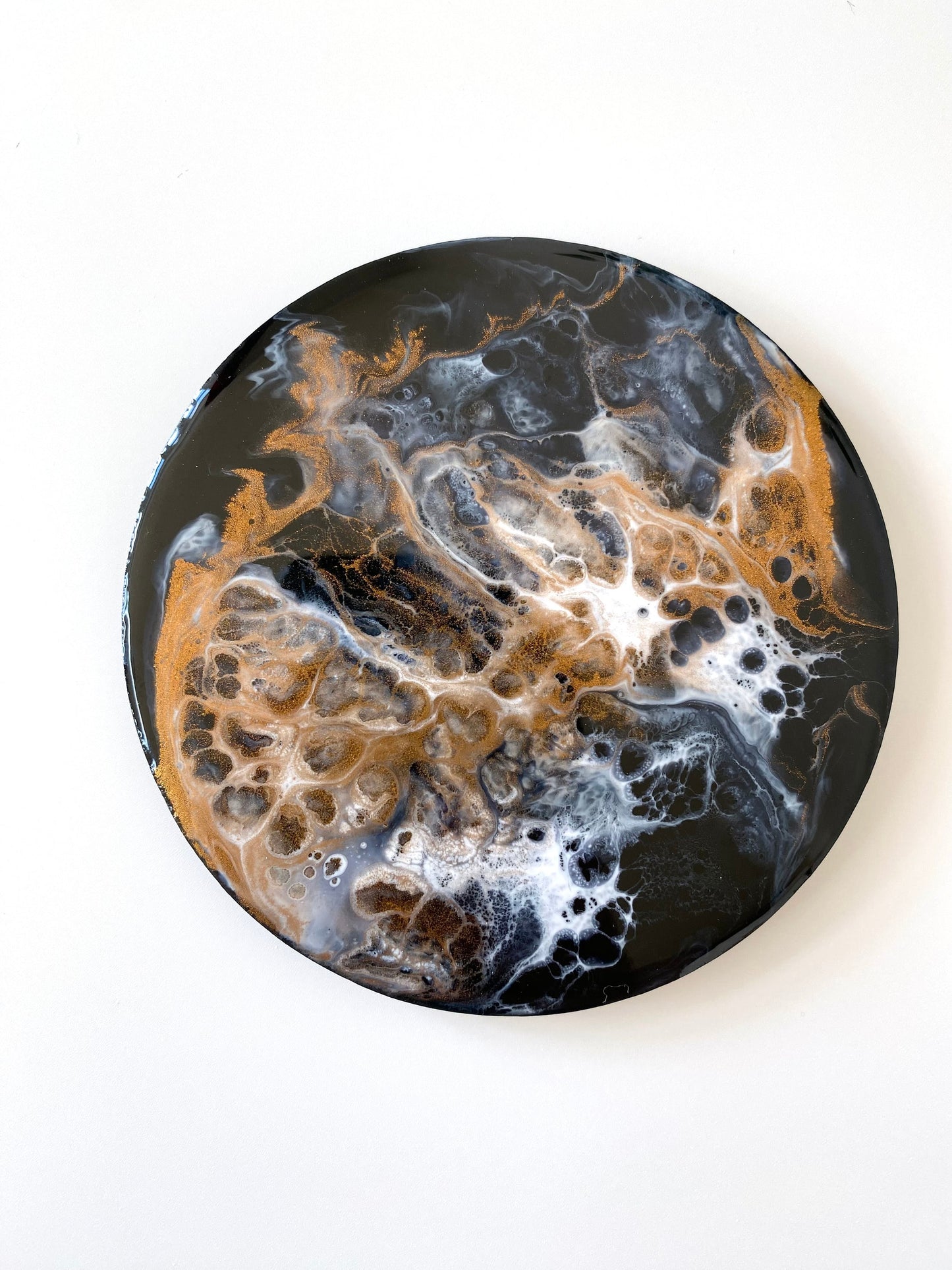Single round resin and slate coaster in black, white and bronze, handmade abstract design, each coaster unique and one-of-a-kind, decorative coaster for home or gifts.
