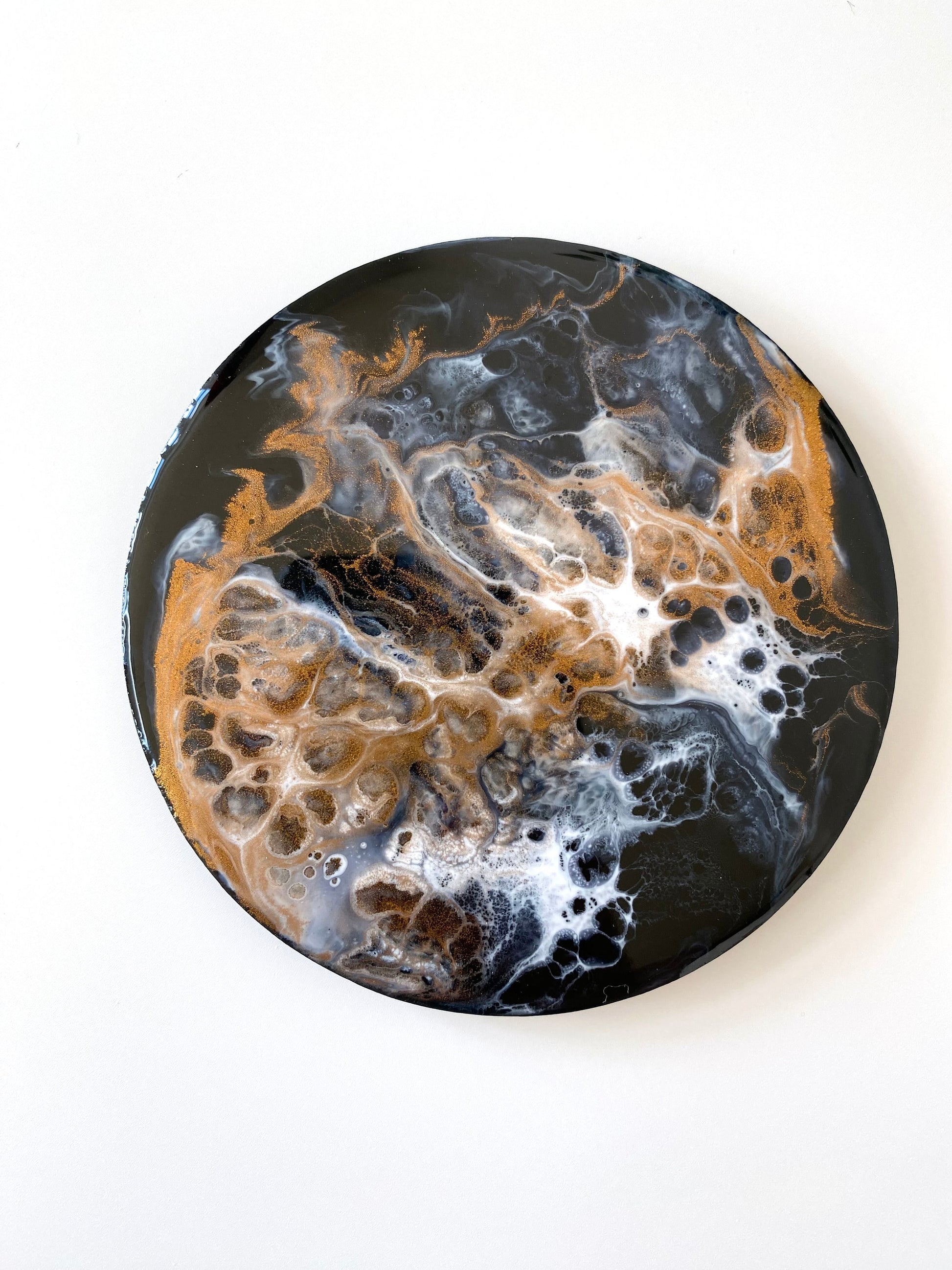 Single round resin and slate coaster in black, white and bronze, handmade abstract design, each coaster unique and one-of-a-kind, decorative coaster for home or gifts.