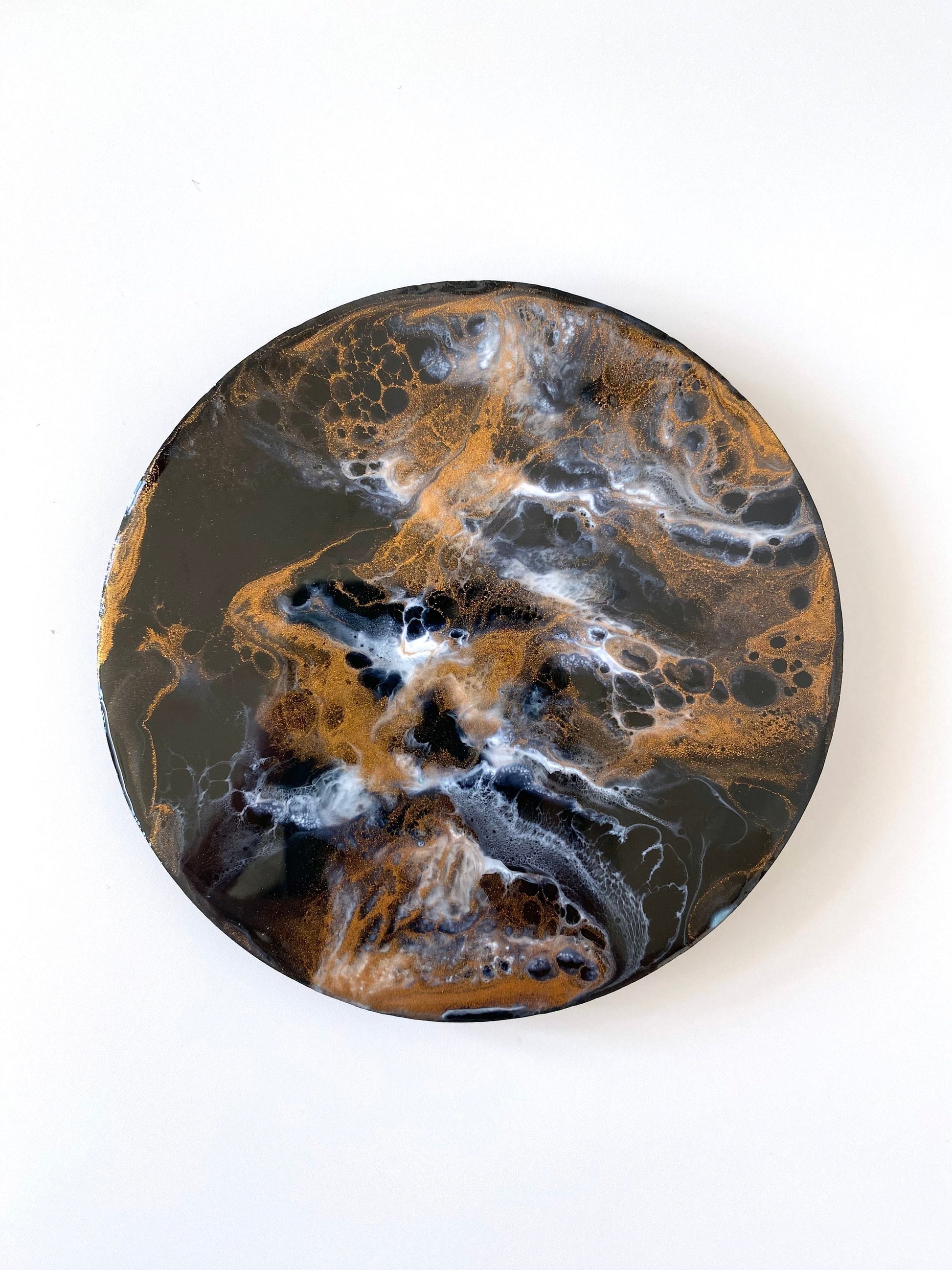 Single round resin and slate coaster in black, white and bronze, handmade abstract design, each coaster unique and one-of-a-kind, decorative coaster for home or gifts.